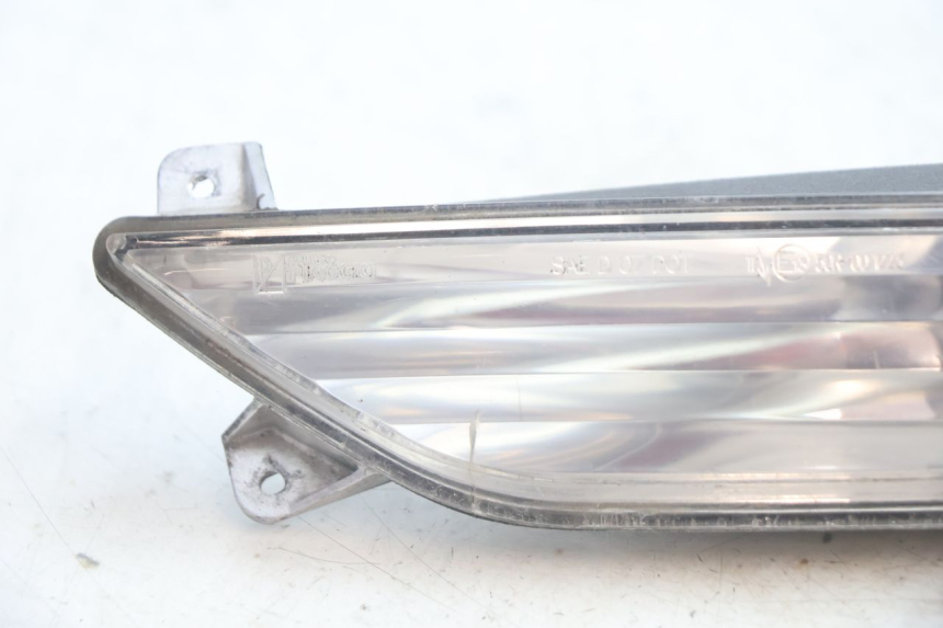 photo de FRONT LEFT TURN SIGNAL  PIAGGIO MP3 125 (2006 - 2014) - Component detail