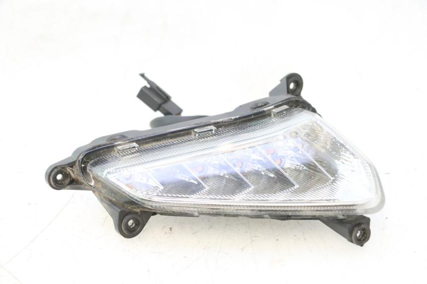 photo de FRONT LEFT TURN SIGNAL KYMCO LIKE 4T 50 (2019 - 2025) - Zoom on usage condition