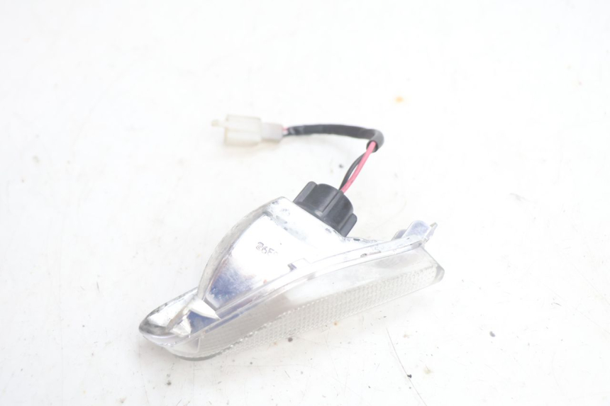 photo de FRONT LEFT TURN SIGNAL  PIAGGIO NEW TYPHOON 50 (2018 - 2021) - Technical close-up