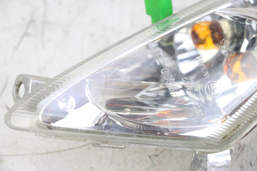 photo de FRONT LEFT TURN SIGNAL SYM ORBIT 2 4T 50 (2008 - 2017) - Surface and material condition