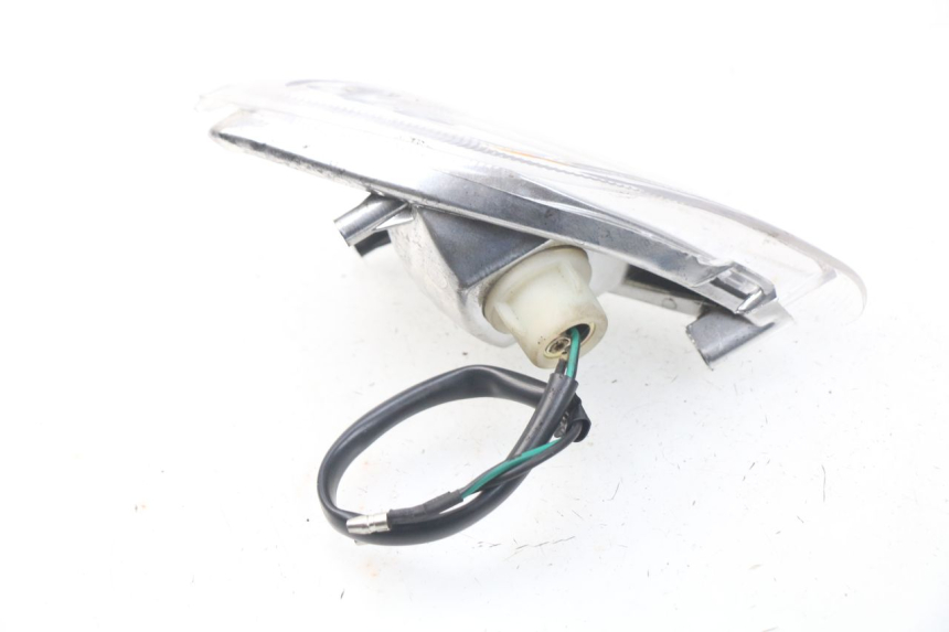 photo de FRONT LEFT TURN SIGNAL  RIDE RACE 2T 50 (2012 - 2017) - Alternative perspective