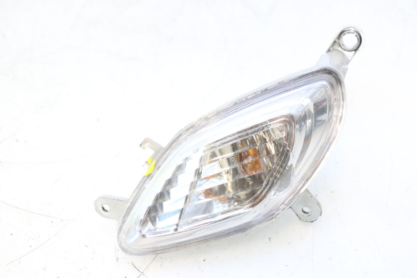 photo de FRONT LEFT TURN SIGNAL  JM MOTORS SANTANA 50 (2014 - 2023) - Additional view of the item