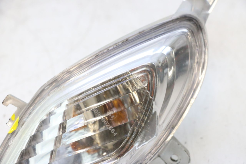 photo de FRONT LEFT TURN SIGNAL  JM MOTORS SANTANA 50 (2014 - 2023) - Checked used part