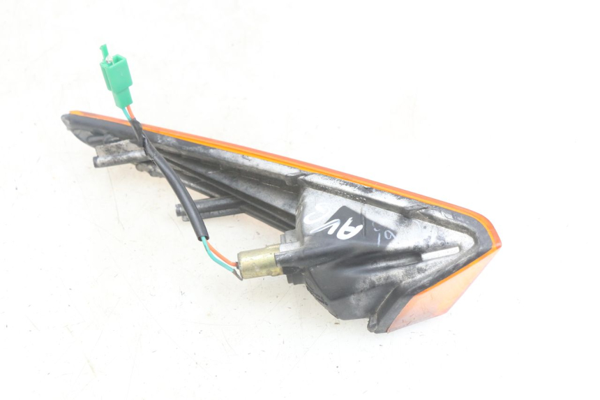 photo de LEFT FRONT TURN SIGNAL HONDA SCV LEAD 100 (2003 - 2007) - Checked used part