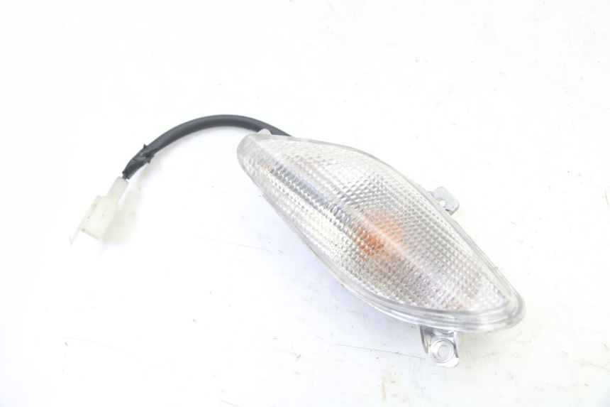 photo de FRONT LEFT TURN SIGNAL  APRILIA SR 2T 50 (2018 - 2022) - Main view