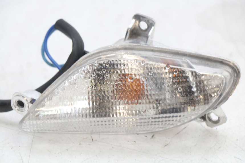 photo de FRONT LEFT TURN SIGNAL APRILIA SR MOTARD 50 (2012 - 2018) - Zoom on usage condition