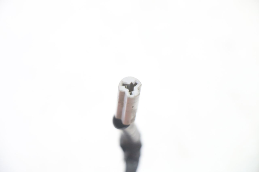 photo de FRONT LEFT TURN SIGNAL YAMAHA TDM ABS 900 (2002 - 2014) - Technical close-up