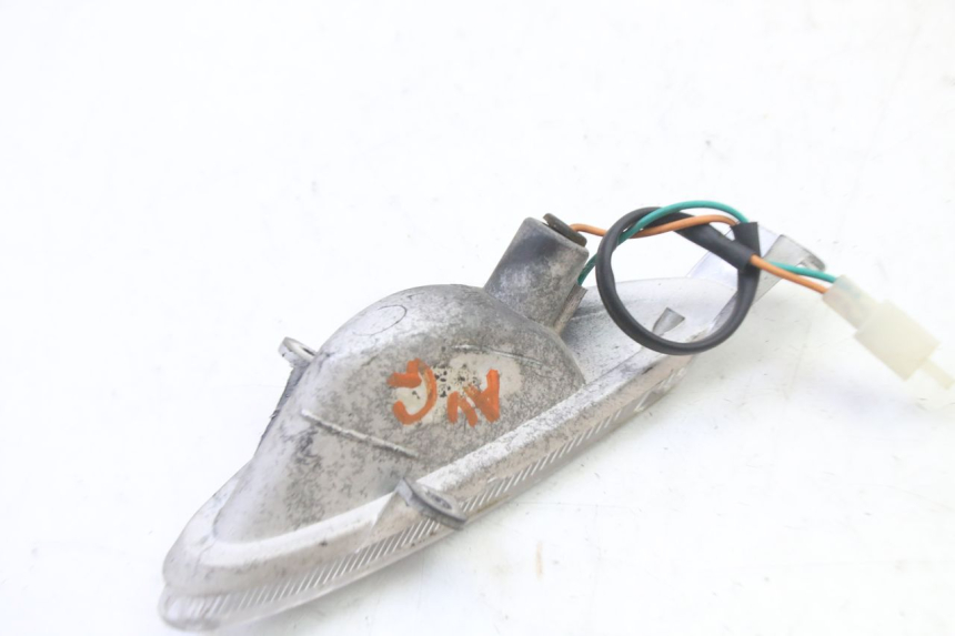 photo de LEFT FRONT TURN SIGNAL PEUGEOT V-CLIC VCLIC 50 (2007 - 2013) - Alternative perspective