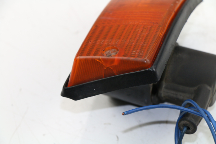 photo de FRONT LEFT TURN SIGNAL  PIAGGIO VESPA PX 125 (1997 - 2007) - Component detail