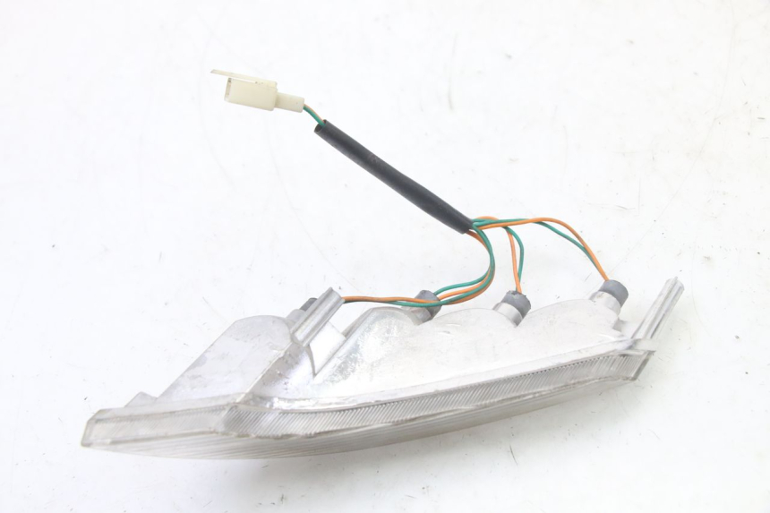 photo de FRONT LEFT TURN SIGNAL  PEUGEOT VIVACITY NEW 2T 50 (2008 - 2017) - Alternative perspective