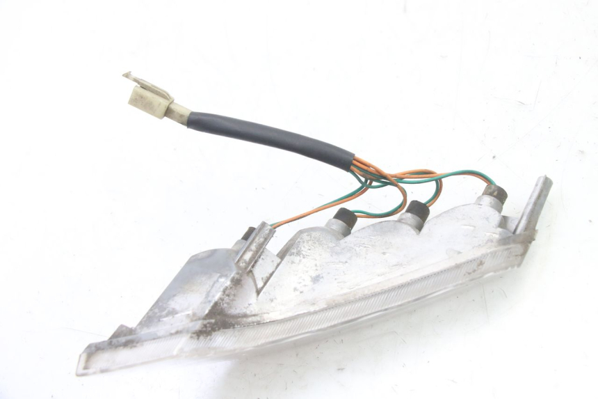 photo de FRONT LEFT TURN SIGNAL  PEUGEOT VIVACITY NEW 2T 50 (2008 - 2017) - Zoom on usage condition