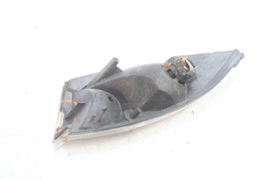 photo de FRONT LEFT TURN SIGNAL PEUGEOT VIVACITY 100 (1999 - 2008) - Alternative perspective