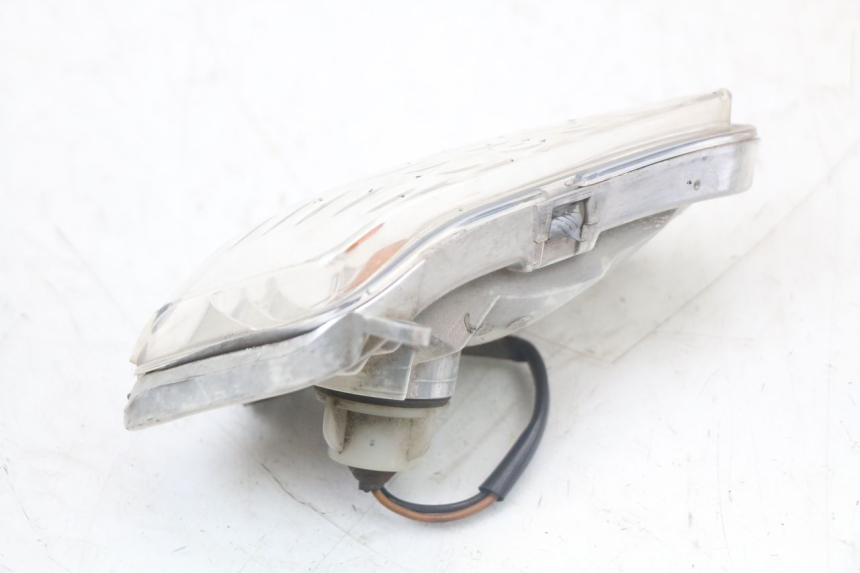 photo de LEFT FRONT TURN SIGNAL YAMAHA X-MAX XMAX 250 (2006 - 2009) - Component detail