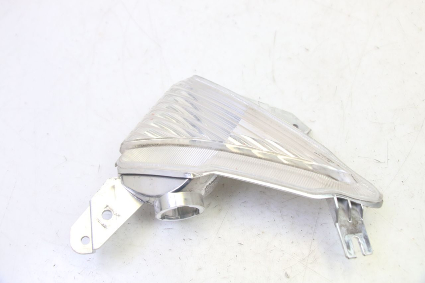 photo de LEFT FRONT TURN SIGNAL YAMAHA X-MAX XMAX 125 (2010 - 2013) - Component detail