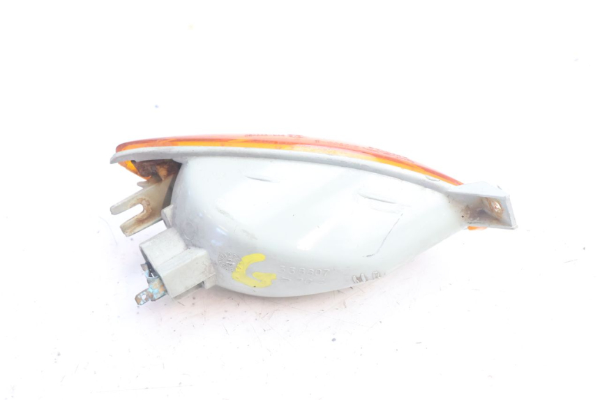 photo de FRONT LEFT TURN SIGNAL PIAGGIO X9 AMALFI 180 (2000 - 2003) - Alternative perspective