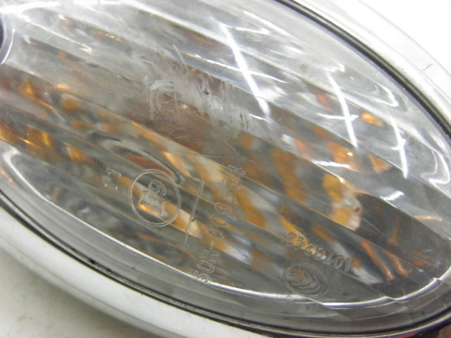 photo de FRONT LEFT TURN SIGNAL  YAMASAKI YM50QT-N3 RETRO 50 (2012 - 2014) - Alternative perspective