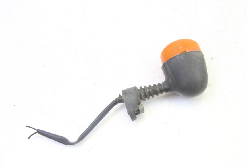 photo de FRONT LEFT TURN SIGNAL YAMAHA YFM GRIZZLY 550 (2008 - 2015) - Alternative perspective