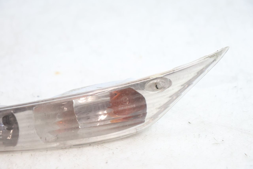 photo de FRONT LEFT TURN SIGNAL  PIAGGIO ZIP 4T 50 (2018 - 2020) - Zoom on usage condition