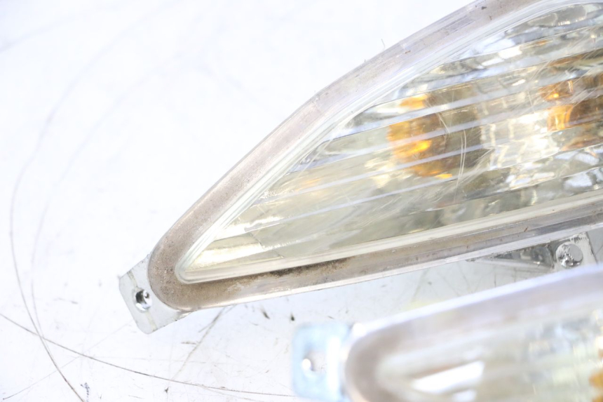 photo de FRONT TURN SIGNAL RIDE JUMP 2T 50 (2012 - 2017) - Supplementary product photo