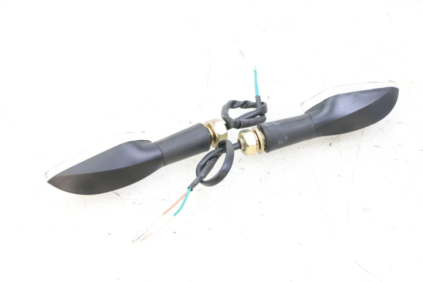 photo de FRONT TURN SIGNAL KIDEN KD125-G 125 (2018 - 2022) - Technical close-up