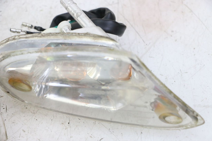 photo de FRONT TURN SIGNAL KYMCO AGILITY 4T 50 (2018 - 2022) - Alternative perspective