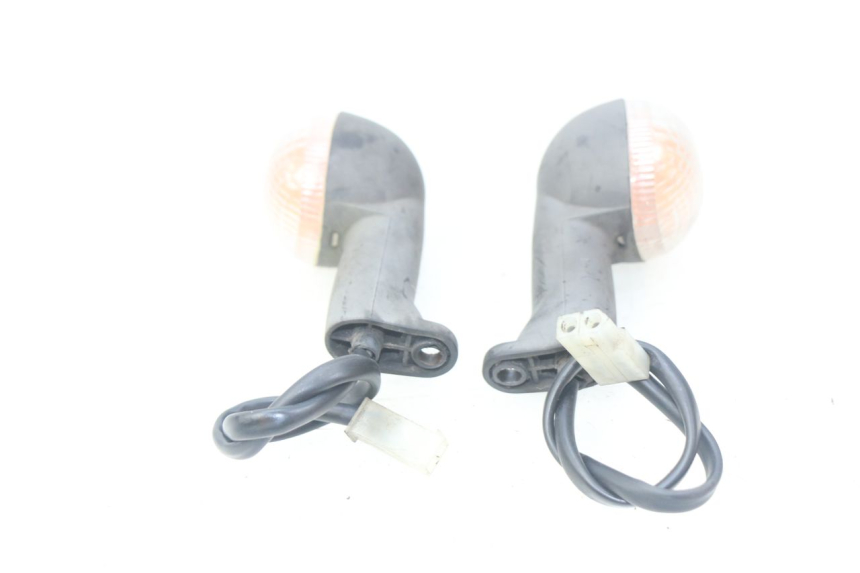 photo de FRONT TURN SIGNAL PEUGEOT LUDIX 50 (2008 - 2017) - Component detail