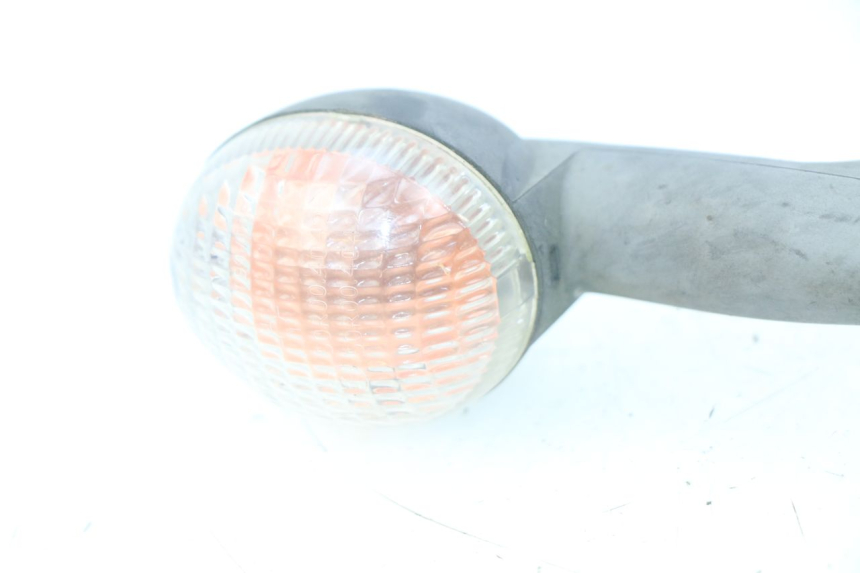 photo de FRONT TURN SIGNAL PEUGEOT LUDIX 50 (2008 - 2017) - Technical close-up