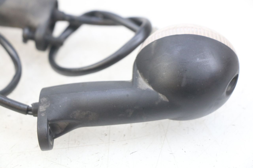 photo de FRONT TURN SIGNAL PEUGEOT LUDIX 50 (2008 - 2017) - Checked used part