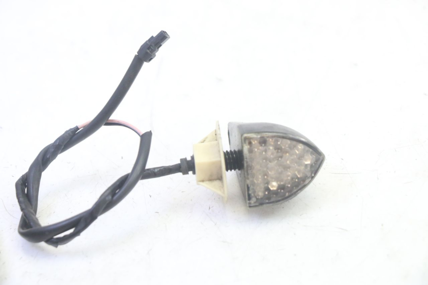 photo de FRONT TURN SIGNAL PIAGGIO MP3 RL 250 (2006 - 2010) - Alternative perspective