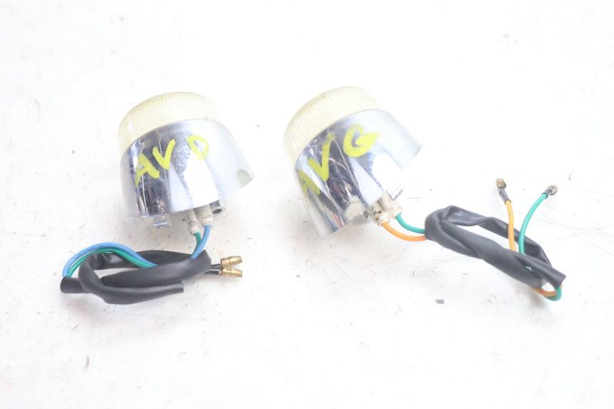 photo de FRONT TURN SIGNAL JM MOTORS OLDIES 4T 50 (2020 - 2026) - Zoom on usage condition