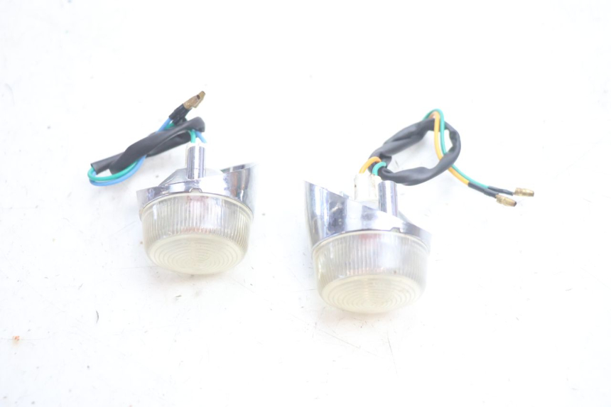 photo de FRONT TURN SIGNAL JM MOTORS OLDIES 4T 50 (2020 - 2026) - Alternative perspective