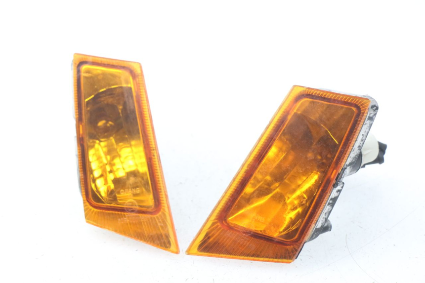 photo de FRONT TURN SIGNAL KEEWAY PIXEL 50 (2008 - 2011) - Main view