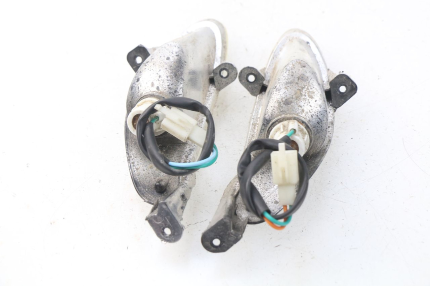 photo de FRONT TURN SIGNAL VASTRO R-ONE 4T 50 (2014 - 2022) - Product overview