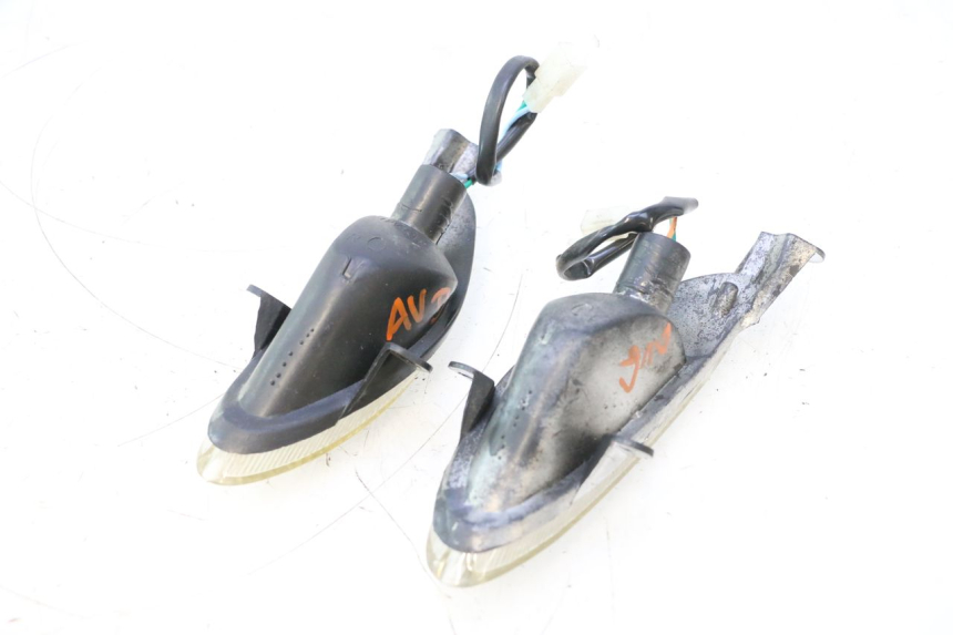 photo de FRONT TURN SIGNAL TNT MOTOR ROMA 10' 2T 50 (2011 - 2018) - Surface and material condition