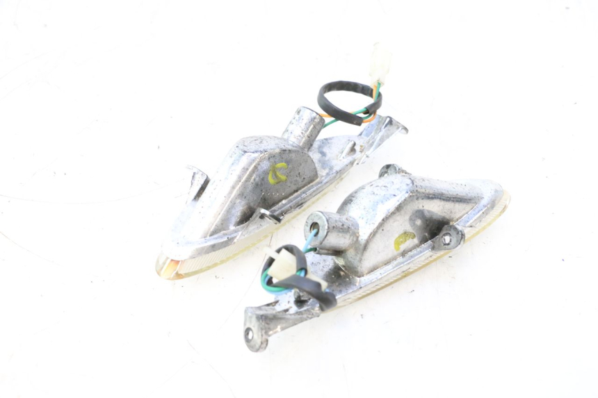 photo de FRONT TURN SIGNAL TNT MOTOR ROMA 10' 2T 50 (2011 - 2018) - Alternative perspective