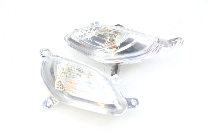 photo de FRONT TURN SIGNAL JM MOTORS SANTANA 50 (2014 - 2023) - Fixing points details