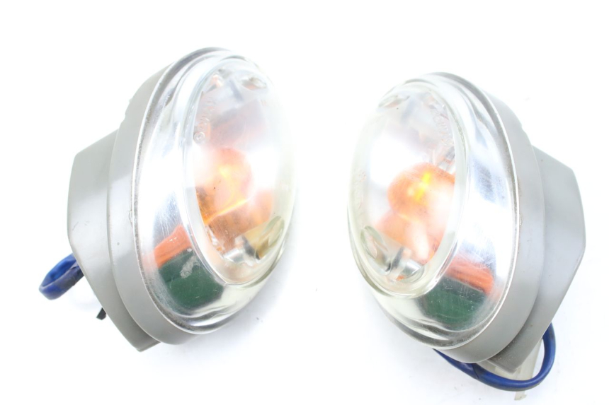 photo de FRONT TURN SIGNAL KYMCO SENTO 100 (2008 - 2013) - Alternative perspective