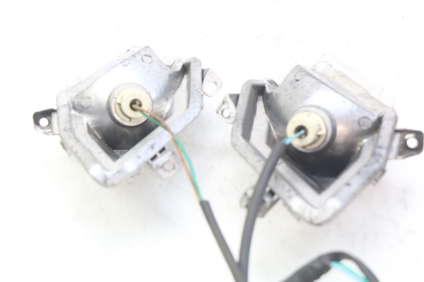 photo de FRONT TURN SIGNAL RAZZO STEED 125 (2012 - 2018) - Component detail