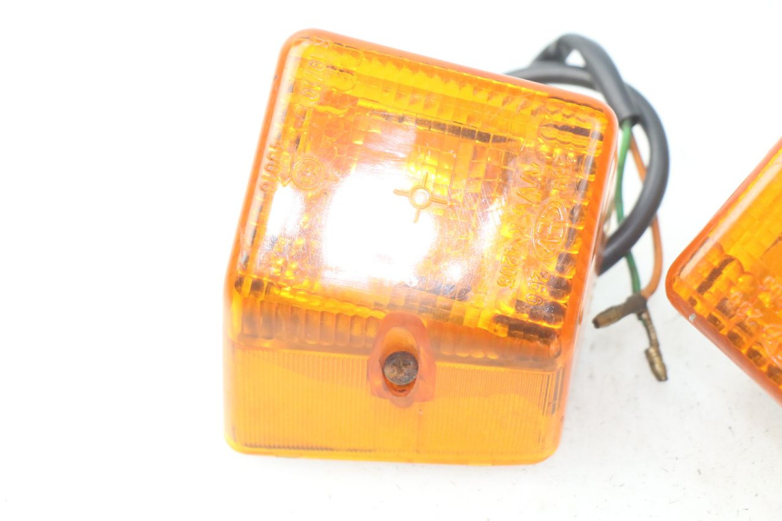 photo de FRONT TURN SIGNAL PEUGEOT SX 80 (1986 - 1995) - Markings and original references