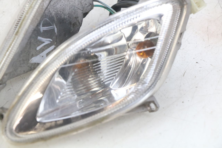 photo de FRONT TURN SIGNAL SYM SYMPHONY 125 (2009 - 2015) - Zoom on usage condition