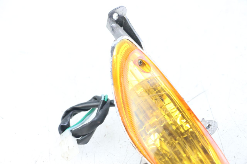 photo de FRONT TURN SIGNAL BAOTIAN TRAVEL SPIRIT 50 (2010 - 2012) - Surface and material condition