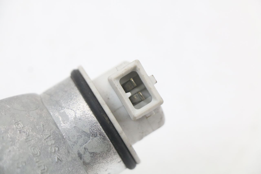 photo de FRONT TURN SIGNAL PIAGGIO VESPA LX 2T 50 (2005 - 2013) - Technical close-up