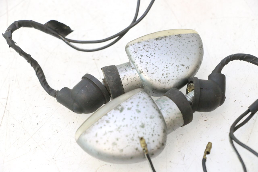 photo de FRONT TURN SIGNAL YAMAHA XJR 1300 (1998 - 2002) - Product overview