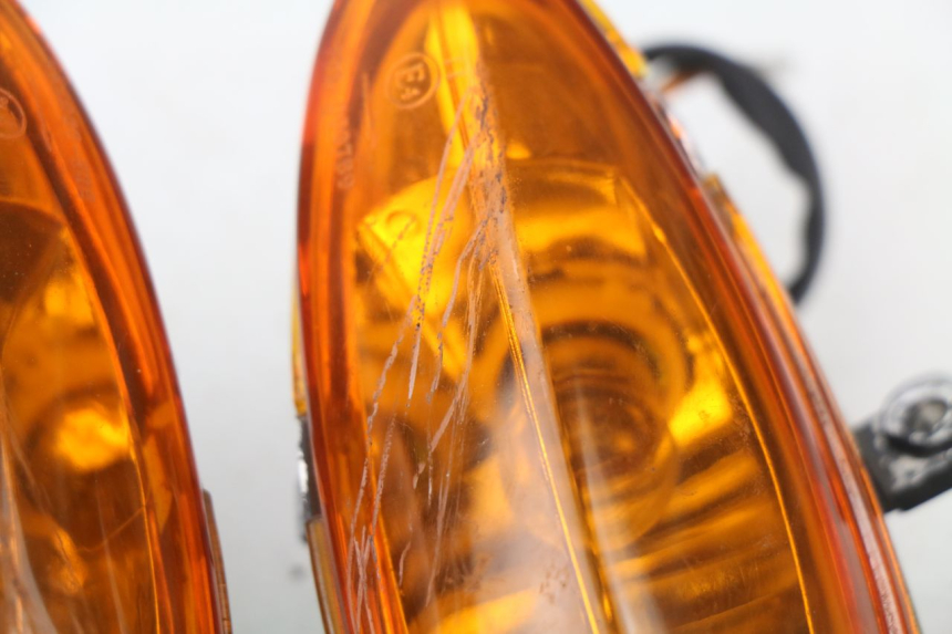 photo de FRONT TURN SIGNAL KINROAD XT T-8 125 (2006 - 2006) - Zoom on usage condition