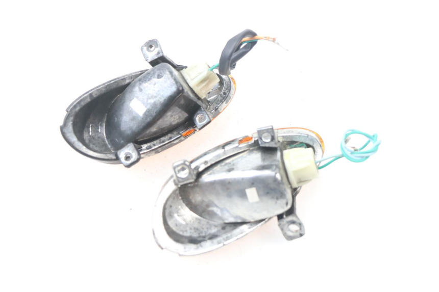 photo de FRONT TURN SIGNAL KINROAD XT T-8 125 (2006 - 2006) - Product overview