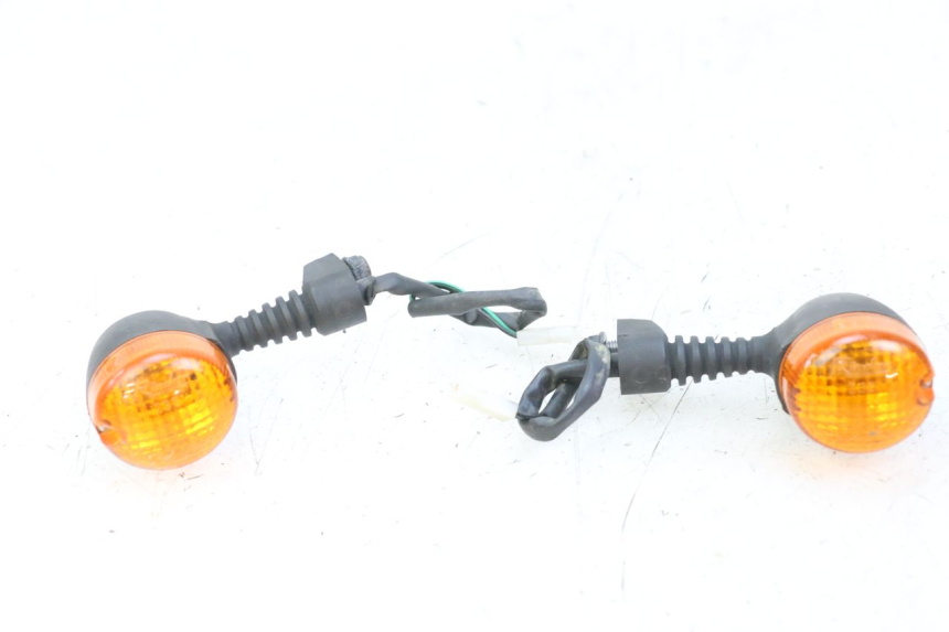 photo de FRONT TURN SIGNAL YAMAHA NEOS NEO'S 4T 50 (2008 - 2016) - Main view