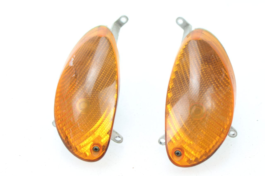 photo de FRONT TURN SIGNAL YAMAHA YP MAJESTY 125 (1998 - 2001) - Main view