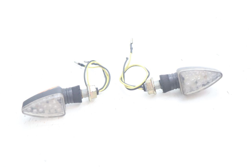 photo de FRONT TURN SIGNAL KAWASAKI ZX-6R ZX6R 600 (1995 - 1997) - Main view