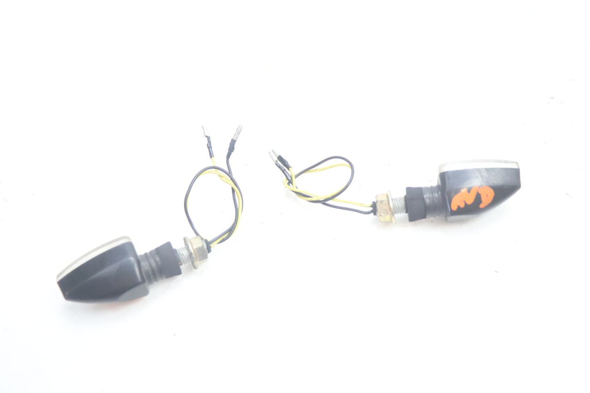 photo de FRONT TURN SIGNAL KAWASAKI ZX-6R ZX6R 600 (1995 - 1997) - Fixing points details
