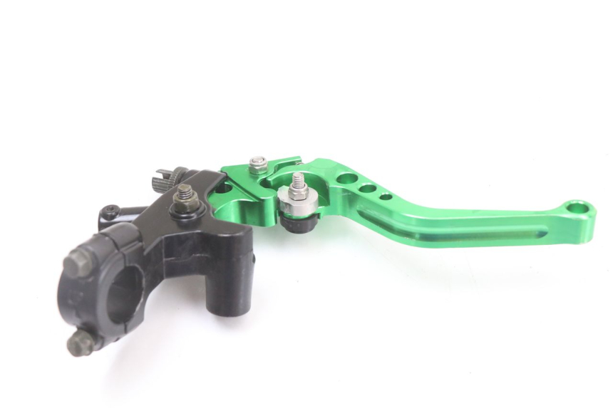 photo de CLUTCH LEVER MOUNT ORION AGB37 CRF1 DIRT BIKE 140 - Zoom on usage condition